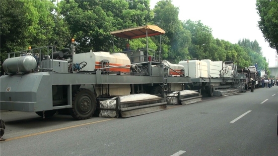 Circulating Air Heating Hot In Place Asphalt Recycling Machine With 4200L Diesel Fuel Tank