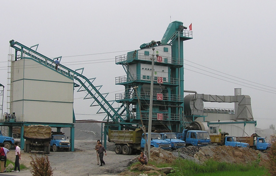 Dynamic Measuring Accuracy≤1.0% Bitumen Mixing Plant With Stable Asphalt - Aggregate Ratio